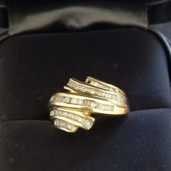 Diamond Cocktail ring - Picture 4 of 5